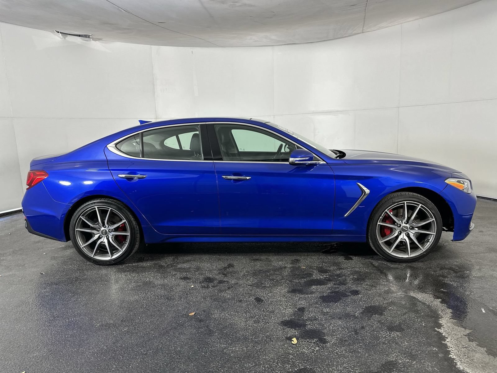 Used 2020 Genesis G70 3.3T AWD/4WD image 9