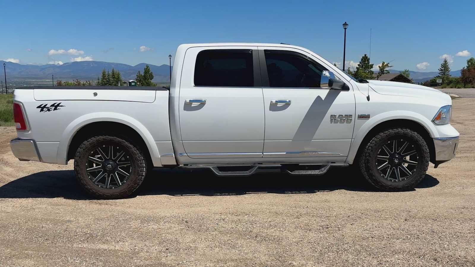 Used 2016 RAM 1500 Limited AWD/4WD image 9