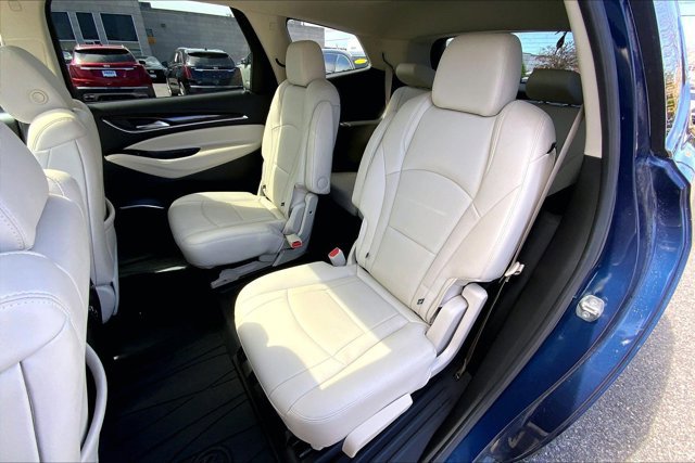 Used 2023 Buick Enclave Essence w/ Experience Buick Package AWD/4WD image 26