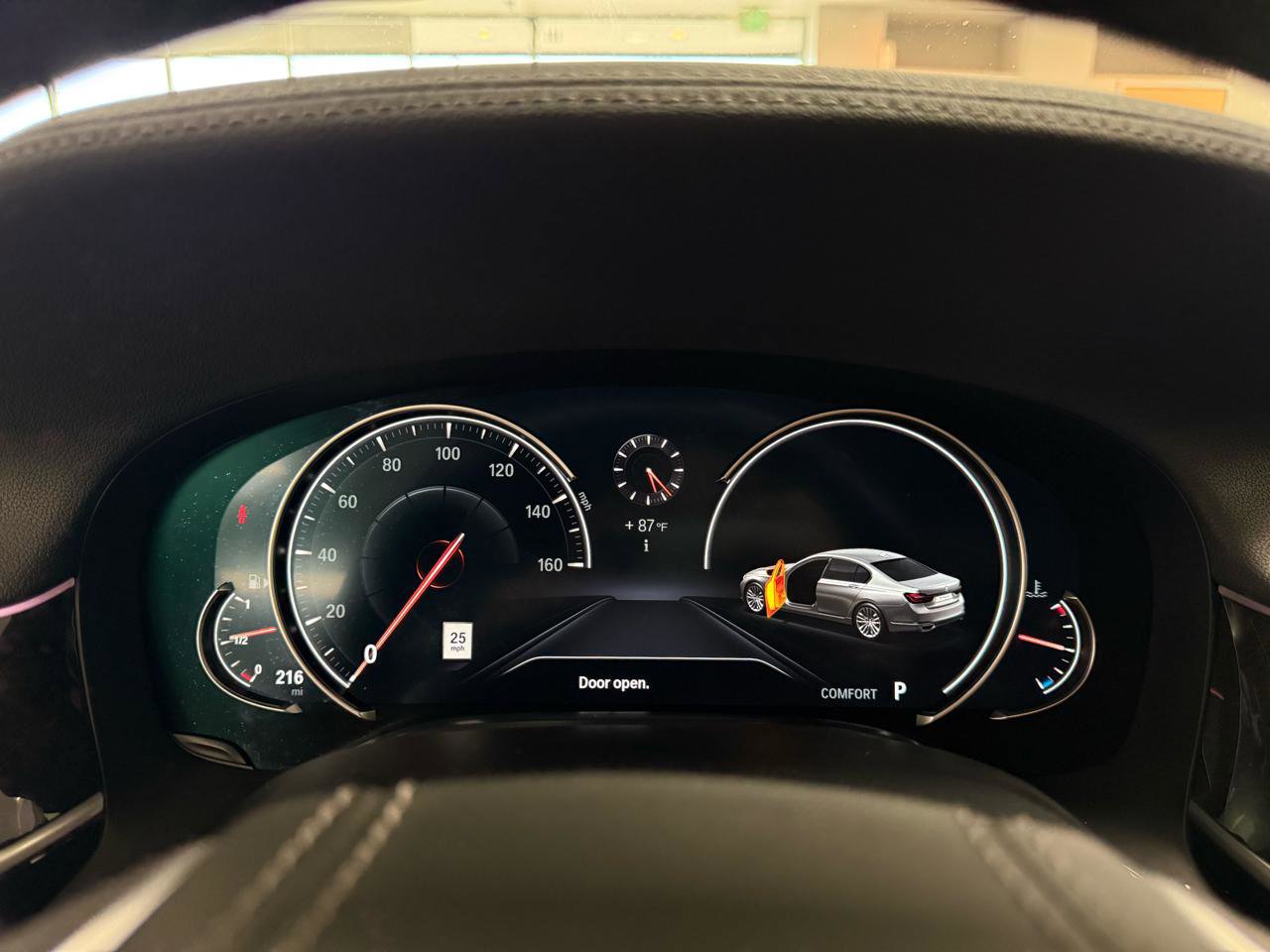 Used 2018 BMW 750i image 17