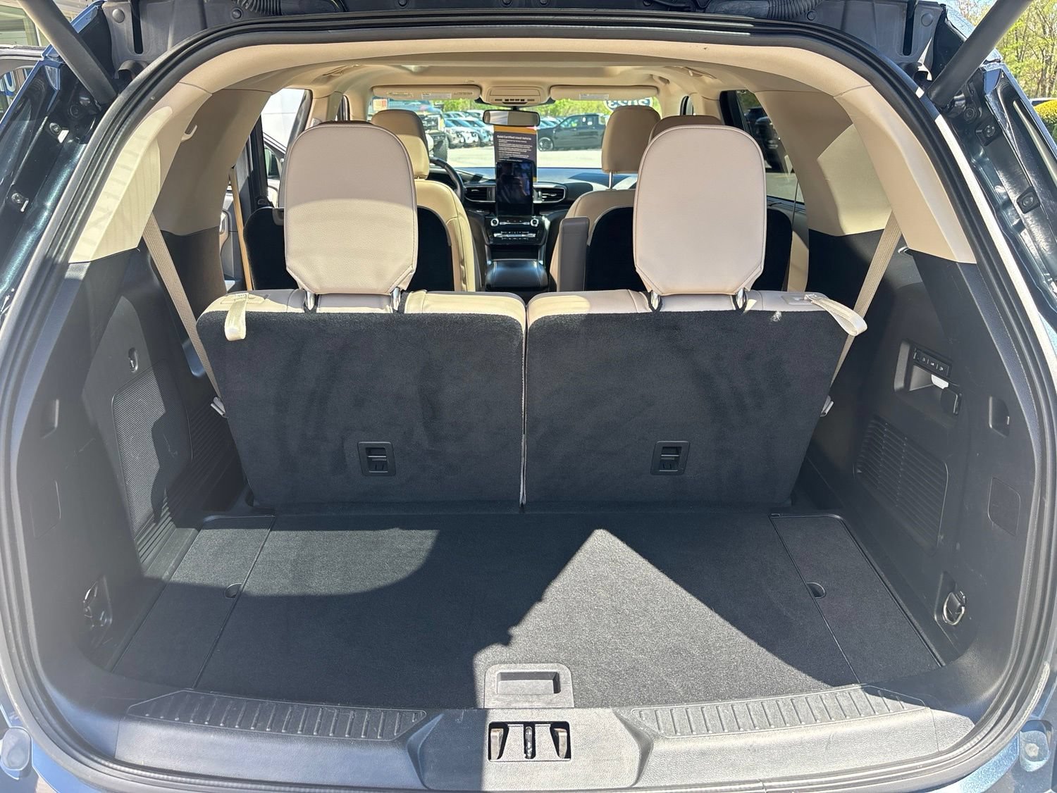 Certified 2023 Ford Explorer Limited w/ Limited Technology Package AWD/4WD image 45