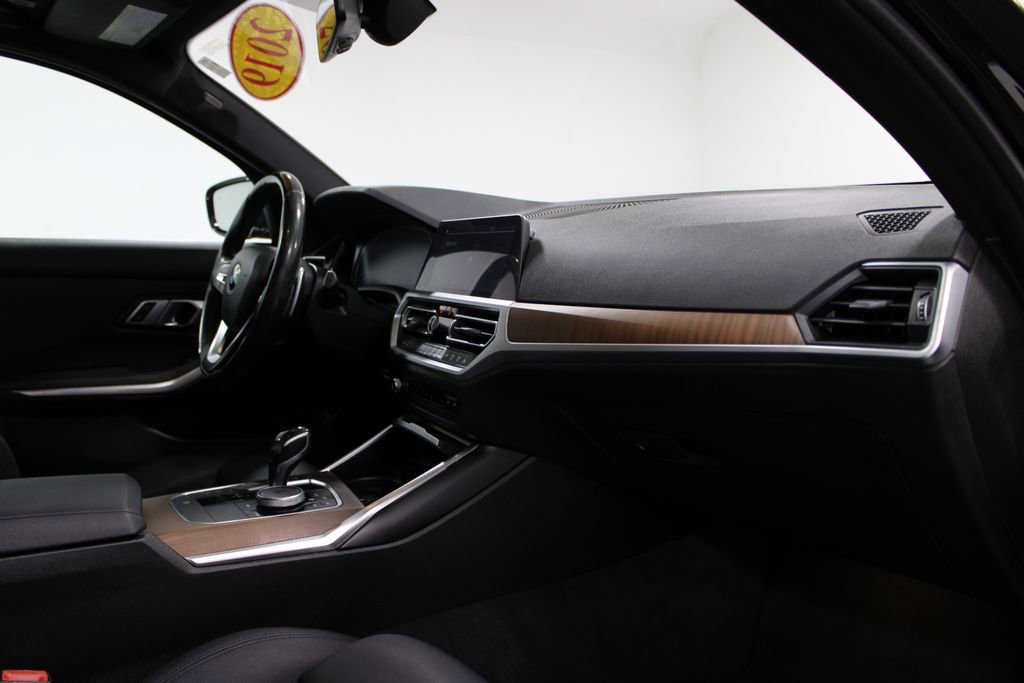 Used 2019 BMW 330i Sedan w/ Convenience Package image 21