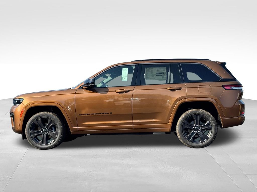 New 2027 Jeep Grand Cherokee Limited AWD/4WD image 4