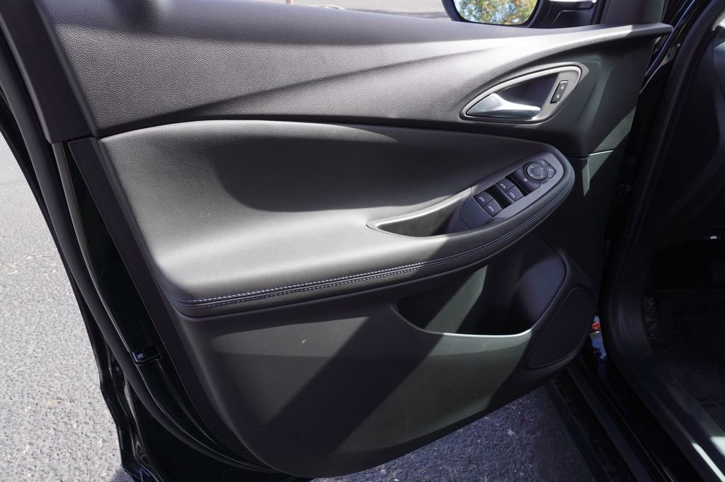 New 2026 Buick Encore GX Sport Touring image 13