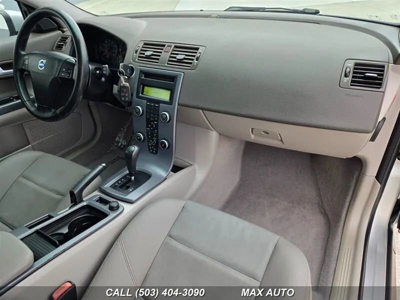 Used 2009 Volvo C30 image 2