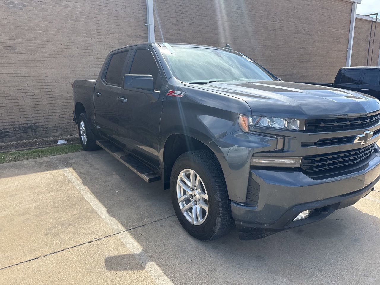 Used 2021 Chevrolet Silverado 1500 RST image 3