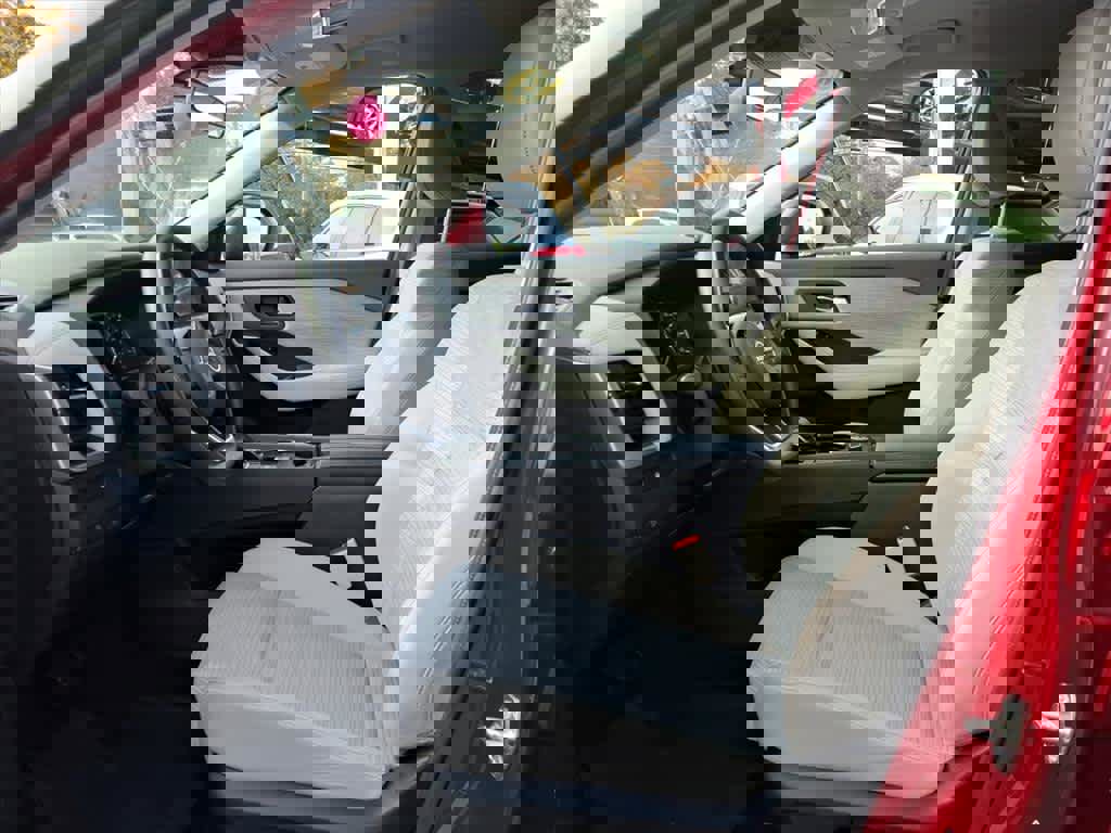 Certified 2023 Nissan Rogue SV image 11