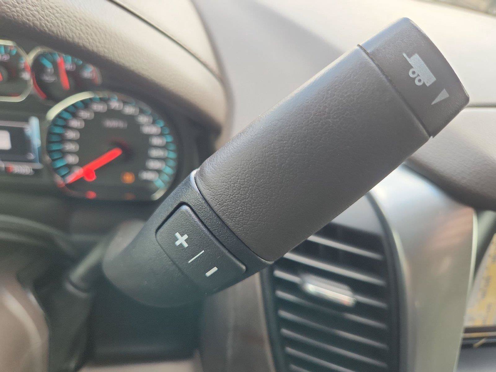 Used 2019 Chevrolet Suburban LT RWD image 16