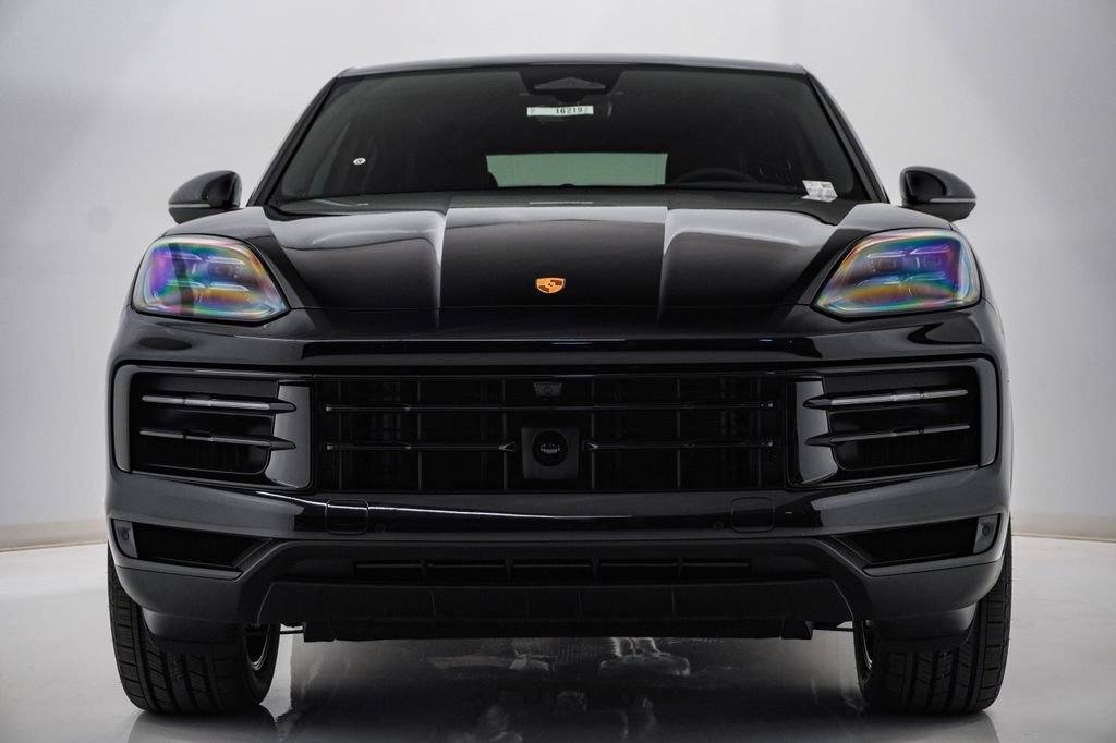 New 2026 Porsche Cayenne Coupe AWD/4WD image 6
