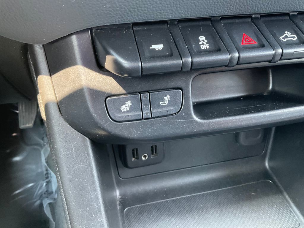 Used 2022 Chevrolet Colorado Z71 image 10