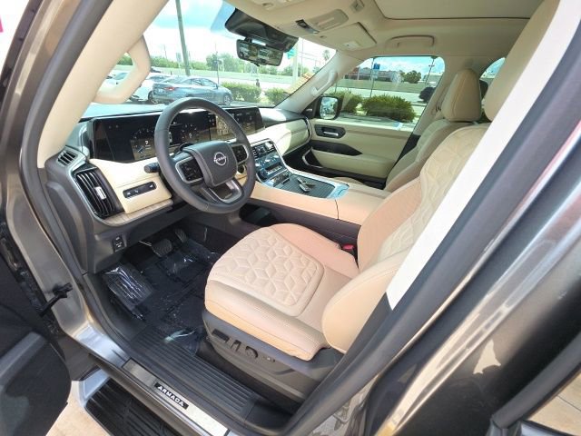 Used 2025 Nissan Armada Platinum Reserve RWD image 12