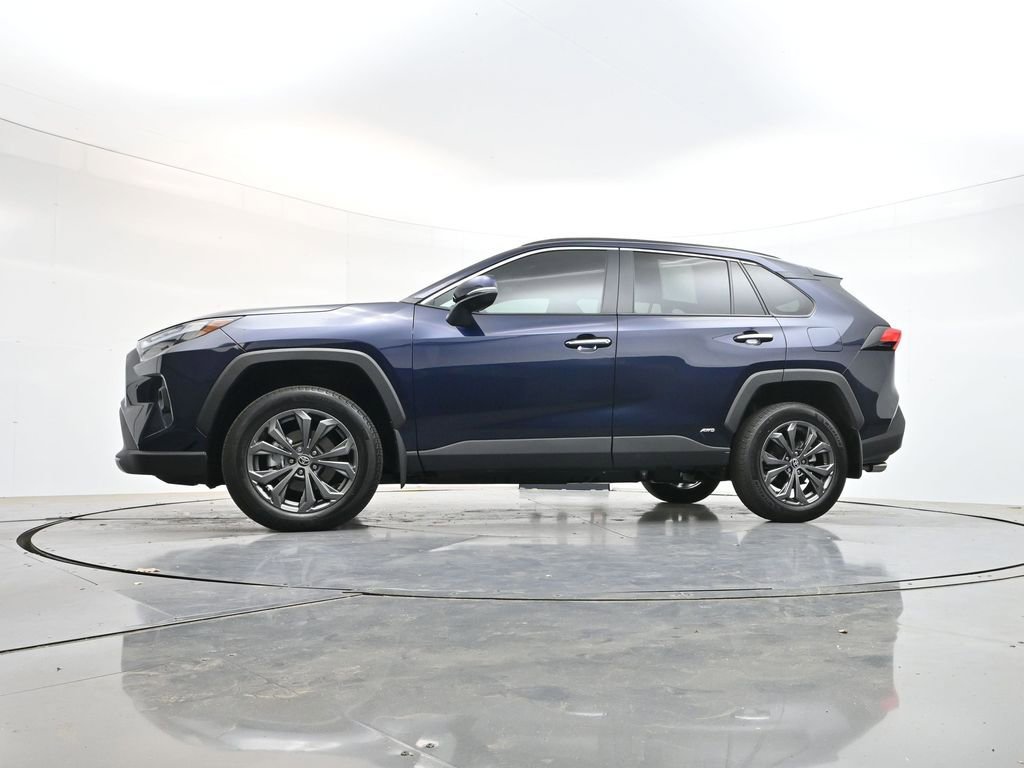 Used 2025 Toyota RAV4 Limited w/ Advanced Technology Package AWD/4WD image 41