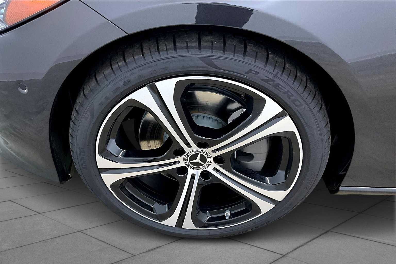 New 2025 Mercedes-Benz C 300 Sedan image 11