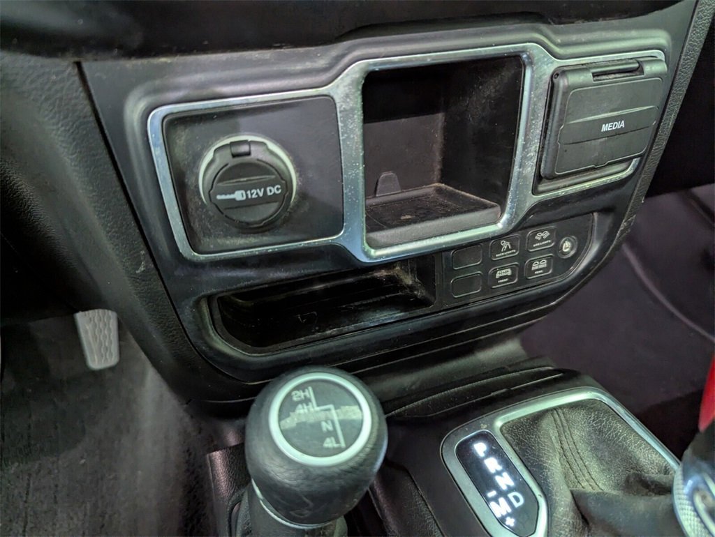 Used 2021 Jeep Wrangler Sport image 21