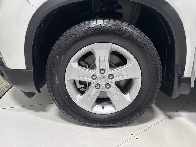 Used 2023 Honda Pilot LX image 4