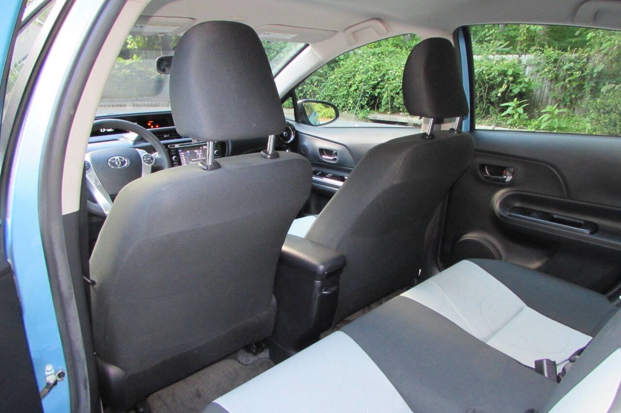 Used 2015 Toyota Prius C Two image 25