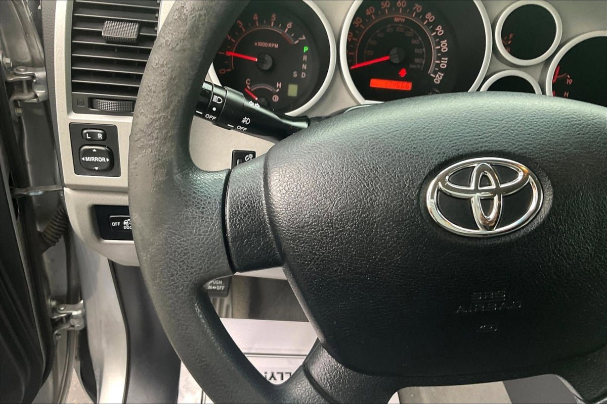 Used 2007 Toyota Tundra SR5 AWD/4WD image 12