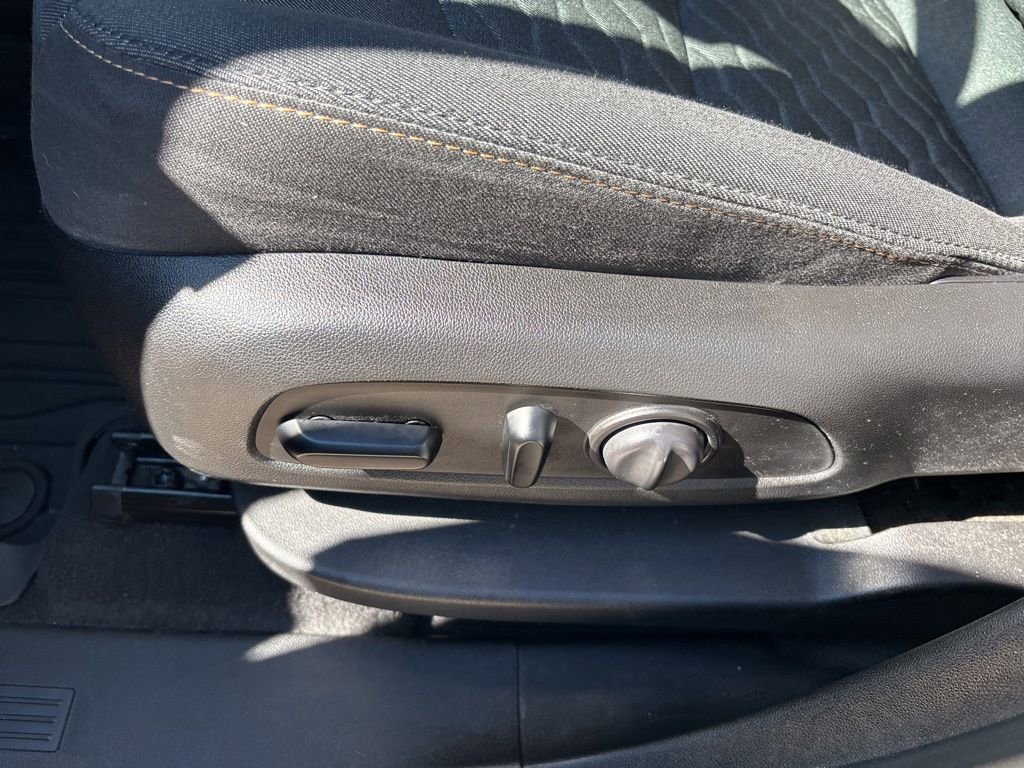 Certified 2019 Chevrolet Equinox LT image 22