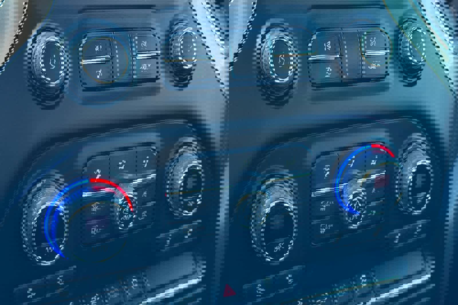 Used 2021 Chevrolet Silverado 1500 LT Trail Boss w/ Bed Protection Package image 19