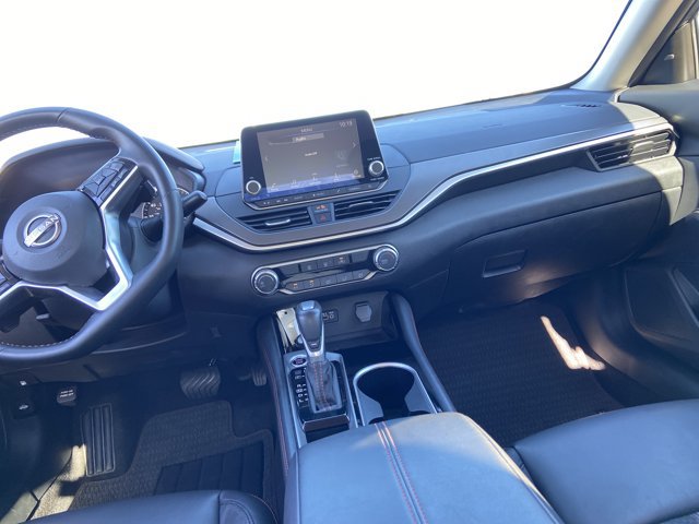 Used 2025 Nissan Altima 2.5 SR FWD image 21