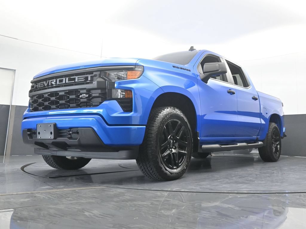 Used 2025 Chevrolet Silverado 1500 Custom w/ Turbomax Blackout Package AWD/4WD image 49