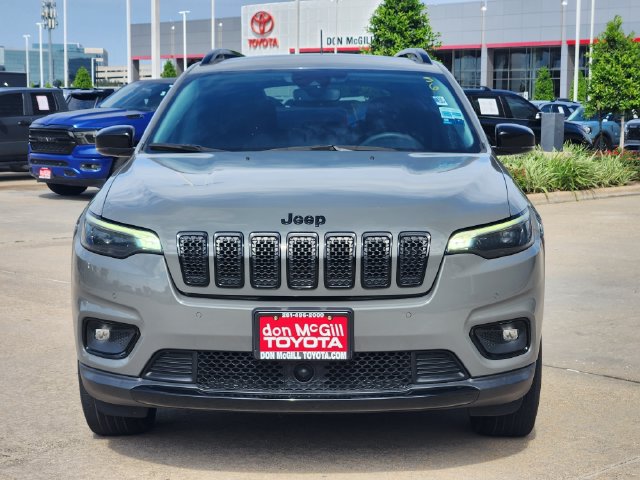 Used 2023 Jeep Cherokee Altitude Lux AWD/4WD image 2