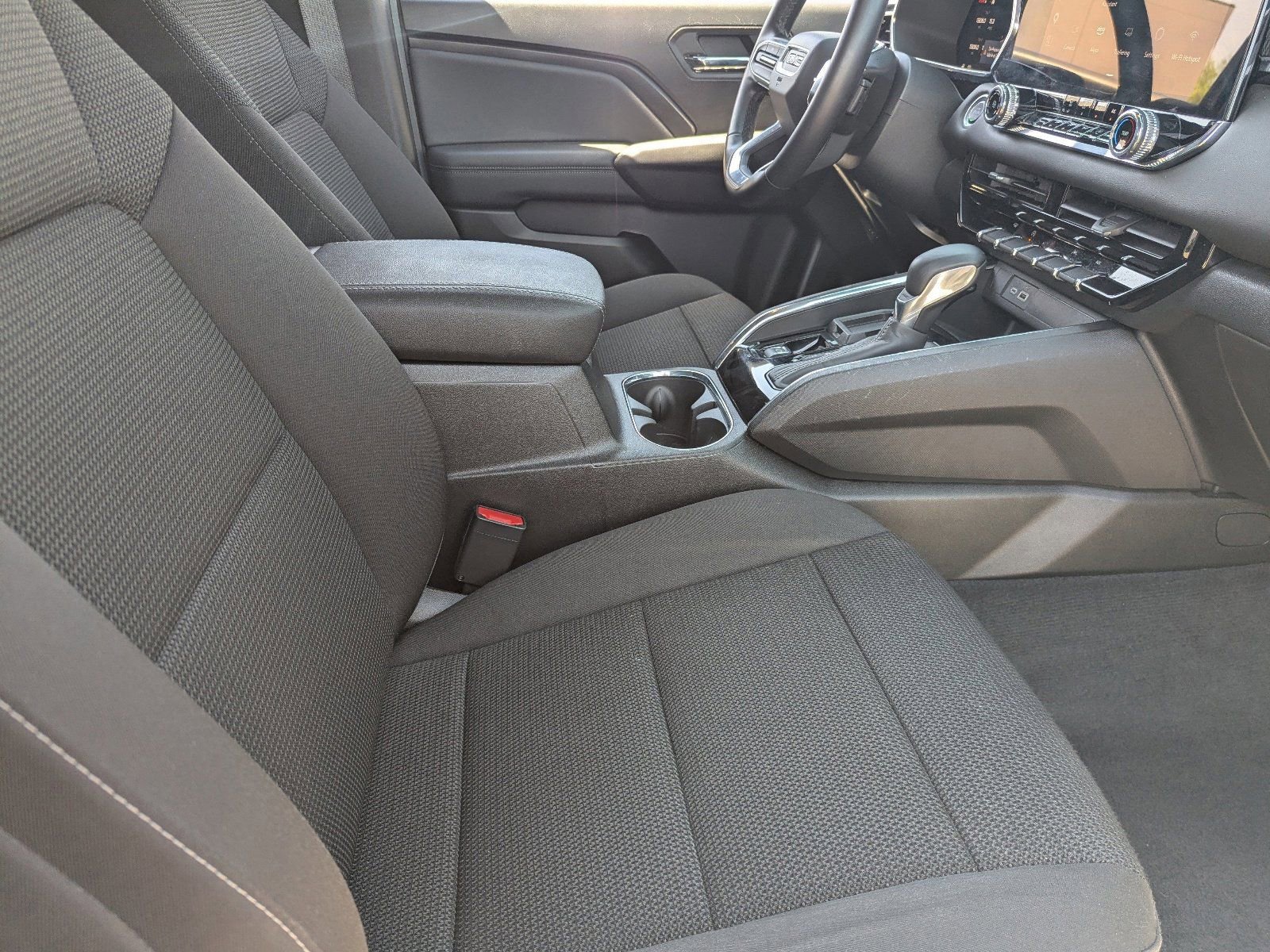 Used 2025 GMC Canyon Elevation image 12