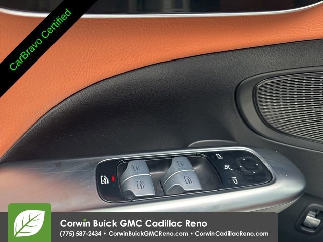 Used 2025 Mercedes-Benz C 300 4MATIC Sedan image 11