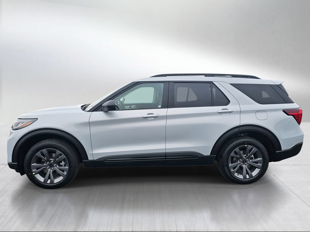 New 2026 Ford Explorer Active w/ Active Comfort Package AWD/4WD image 3