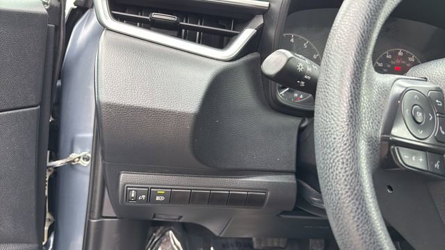 Used 2023 Toyota Corolla LE image 21