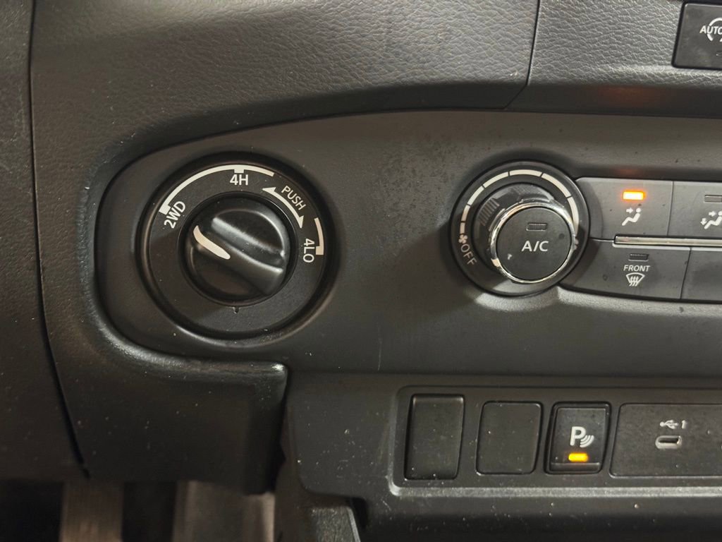Used 2024 Nissan Frontier S w/ Technology Package image 32