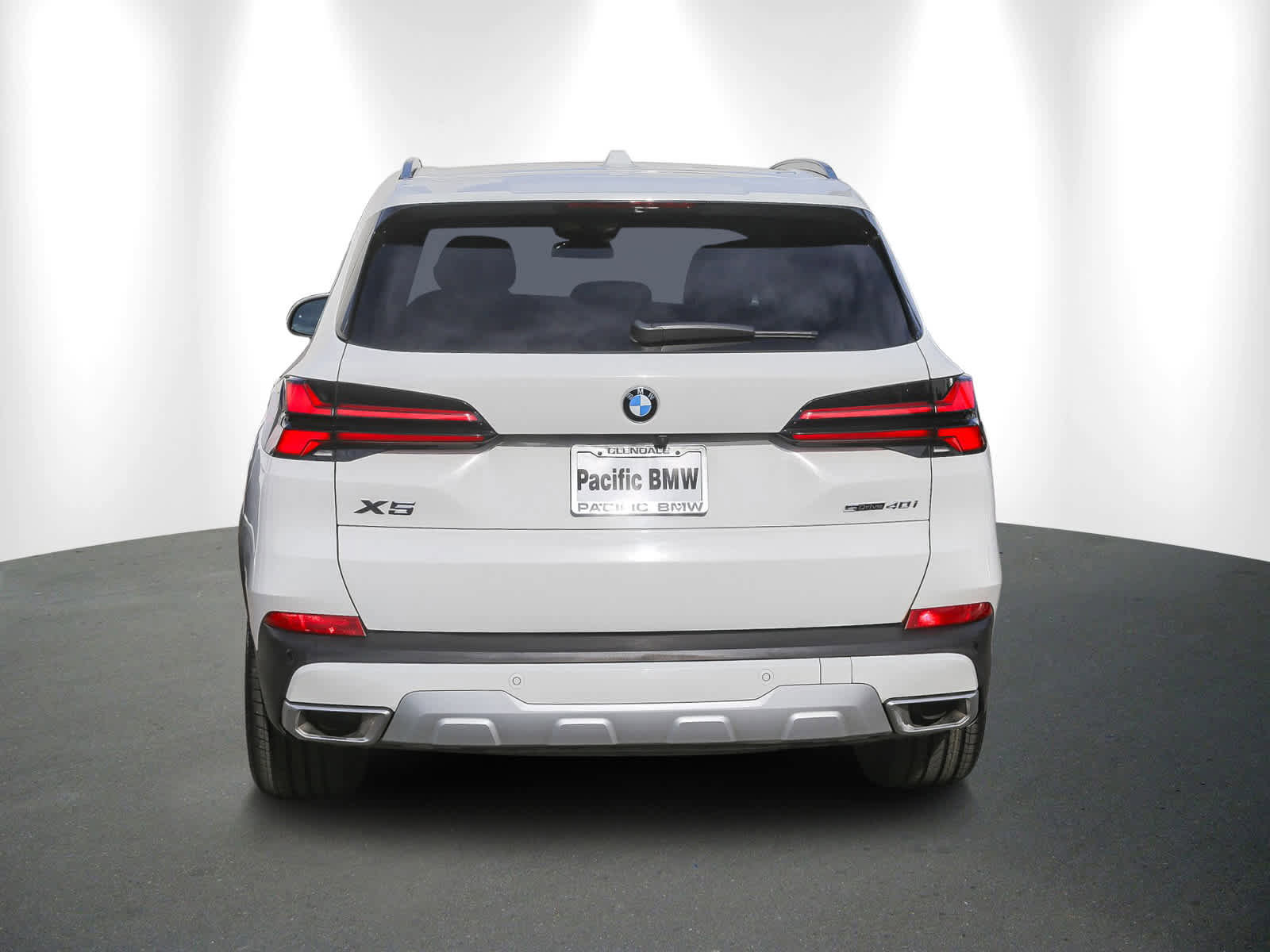 Certified 2024 BMW X5 sDrive40i w/ Premium Package image 5