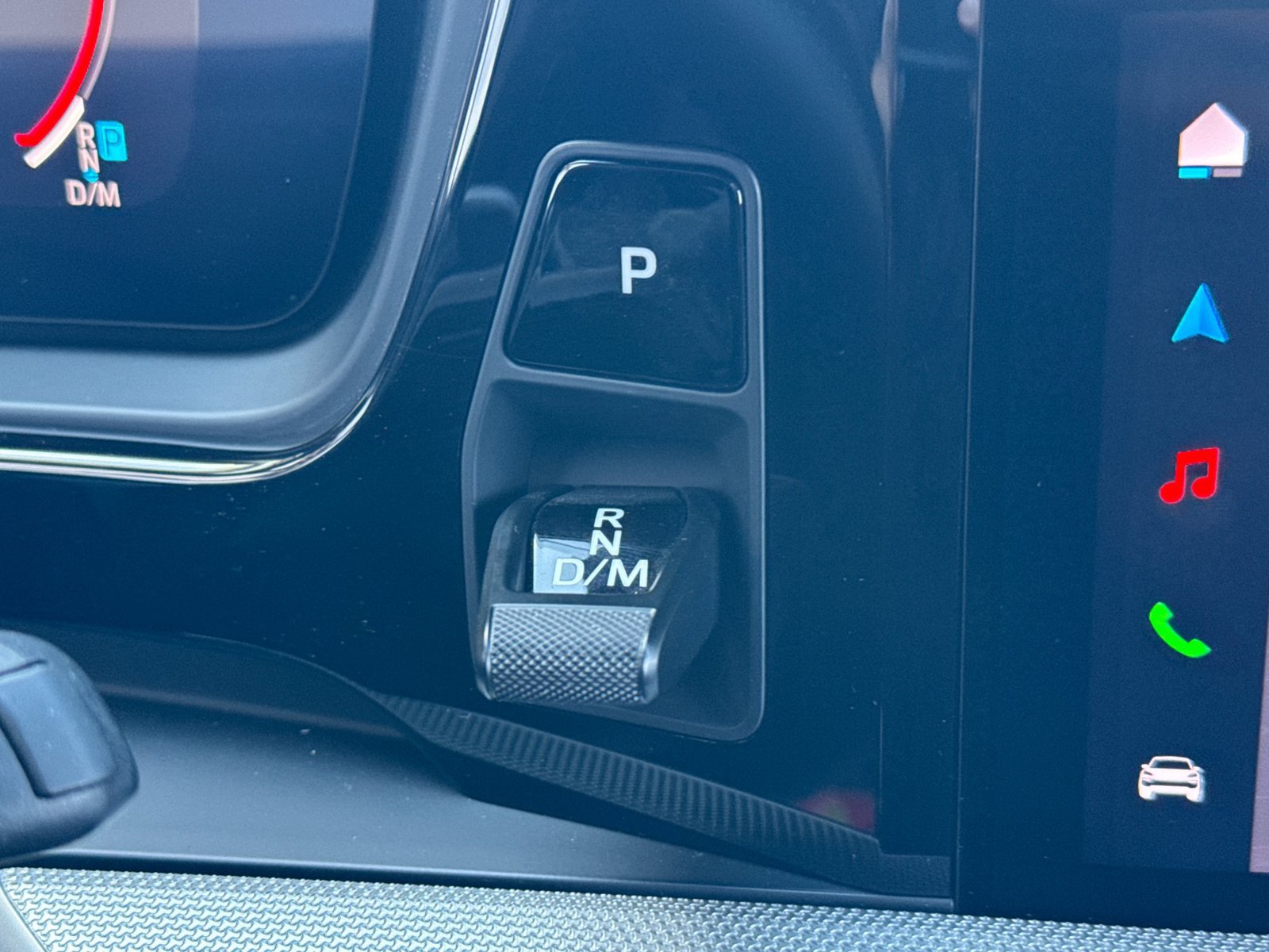 Certified 2024 Porsche Cayenne AWD/4WD image 21