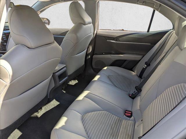 Used 2019 Toyota Camry SE image 16