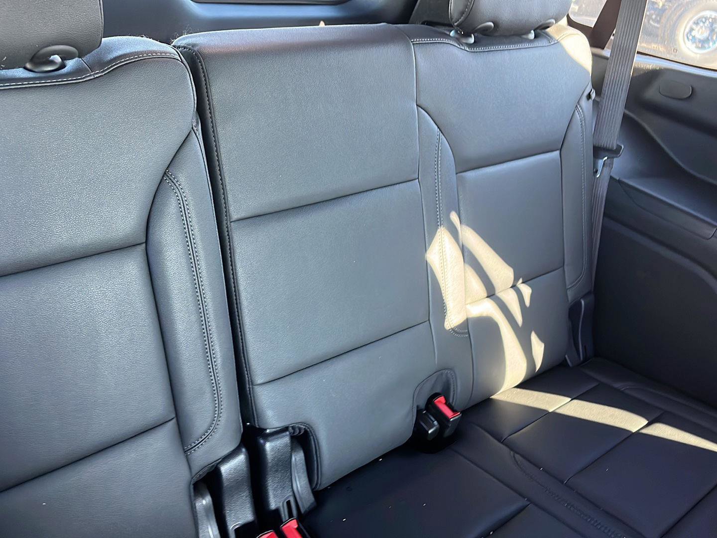Used 2023 Chevrolet Tahoe Z71 AWD/4WD image 33