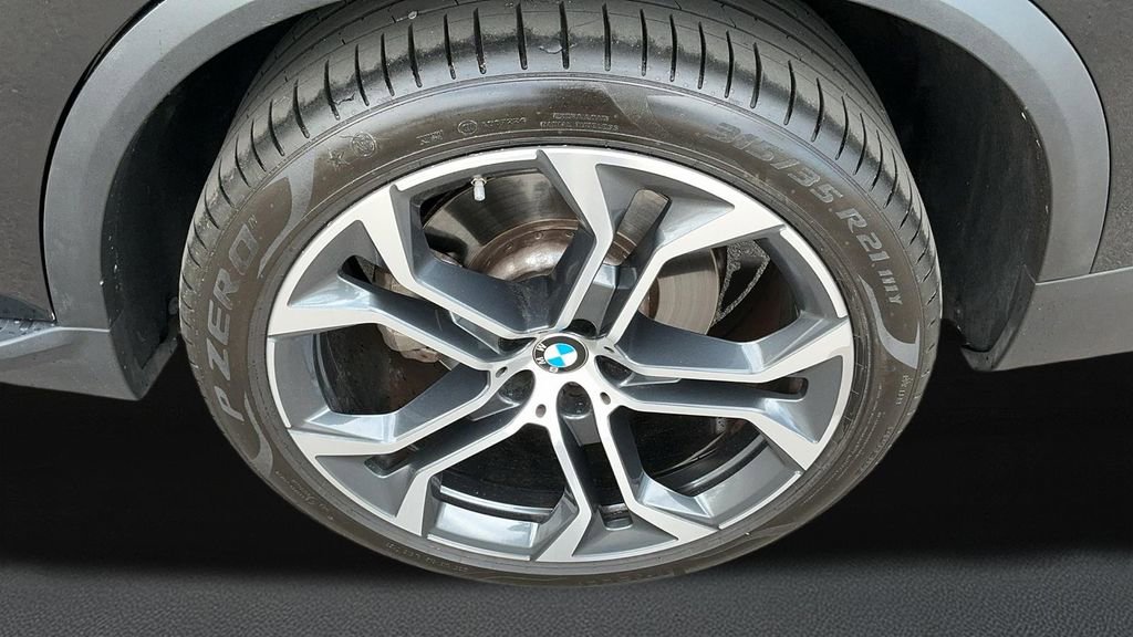 Used 2021 BMW X5 sDrive40i w/ Convenience Package RWD image 9