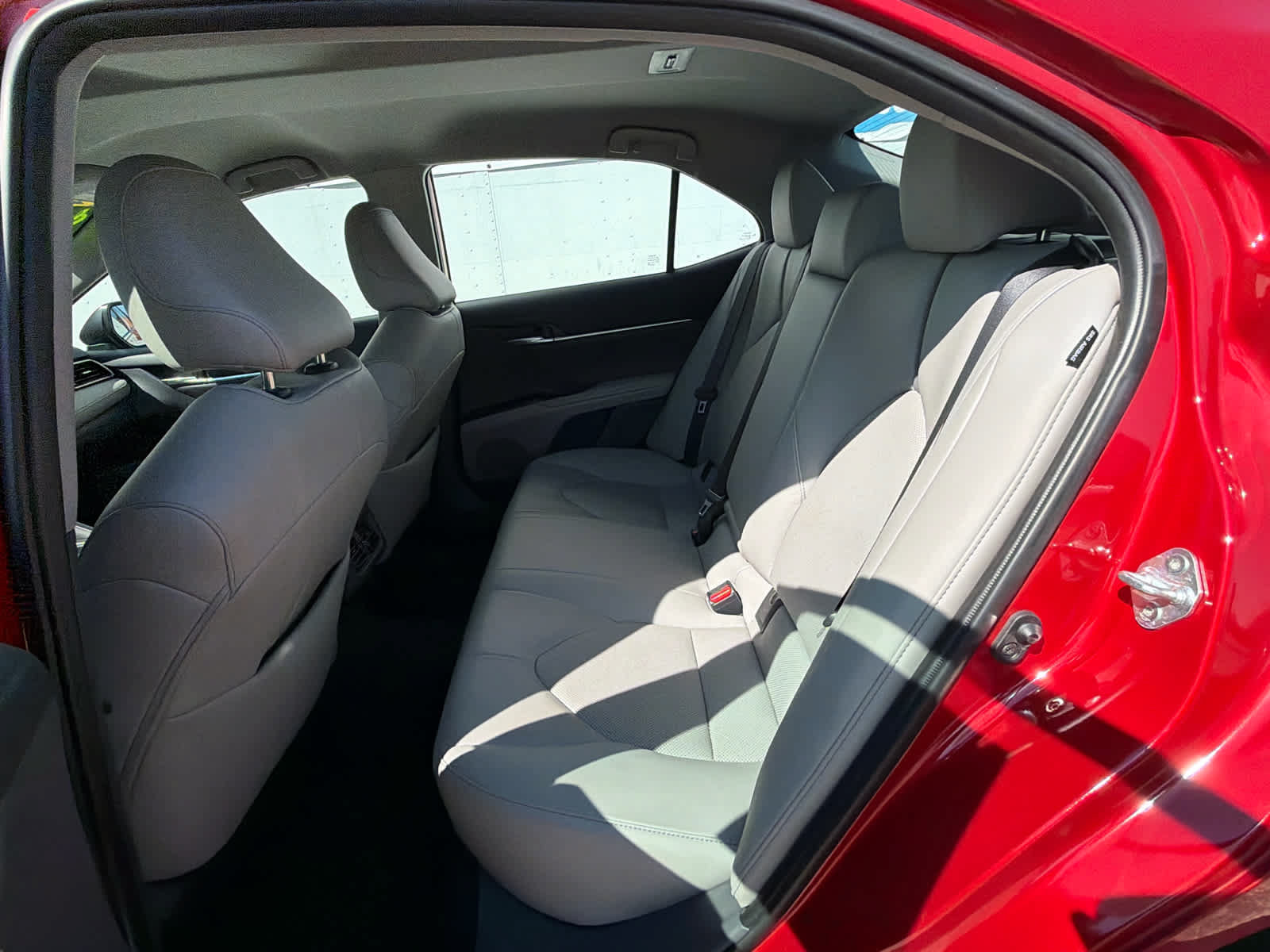 Used 2023 Toyota Camry XLE FWD image 36