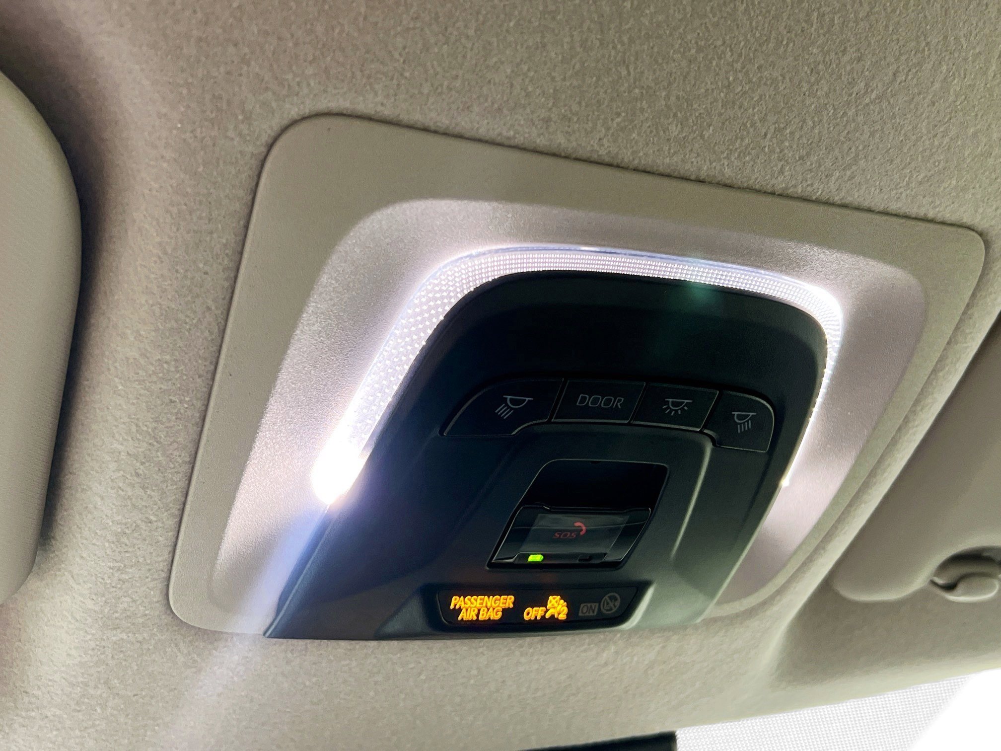 Used 2025 Toyota Corolla Cross L image 22