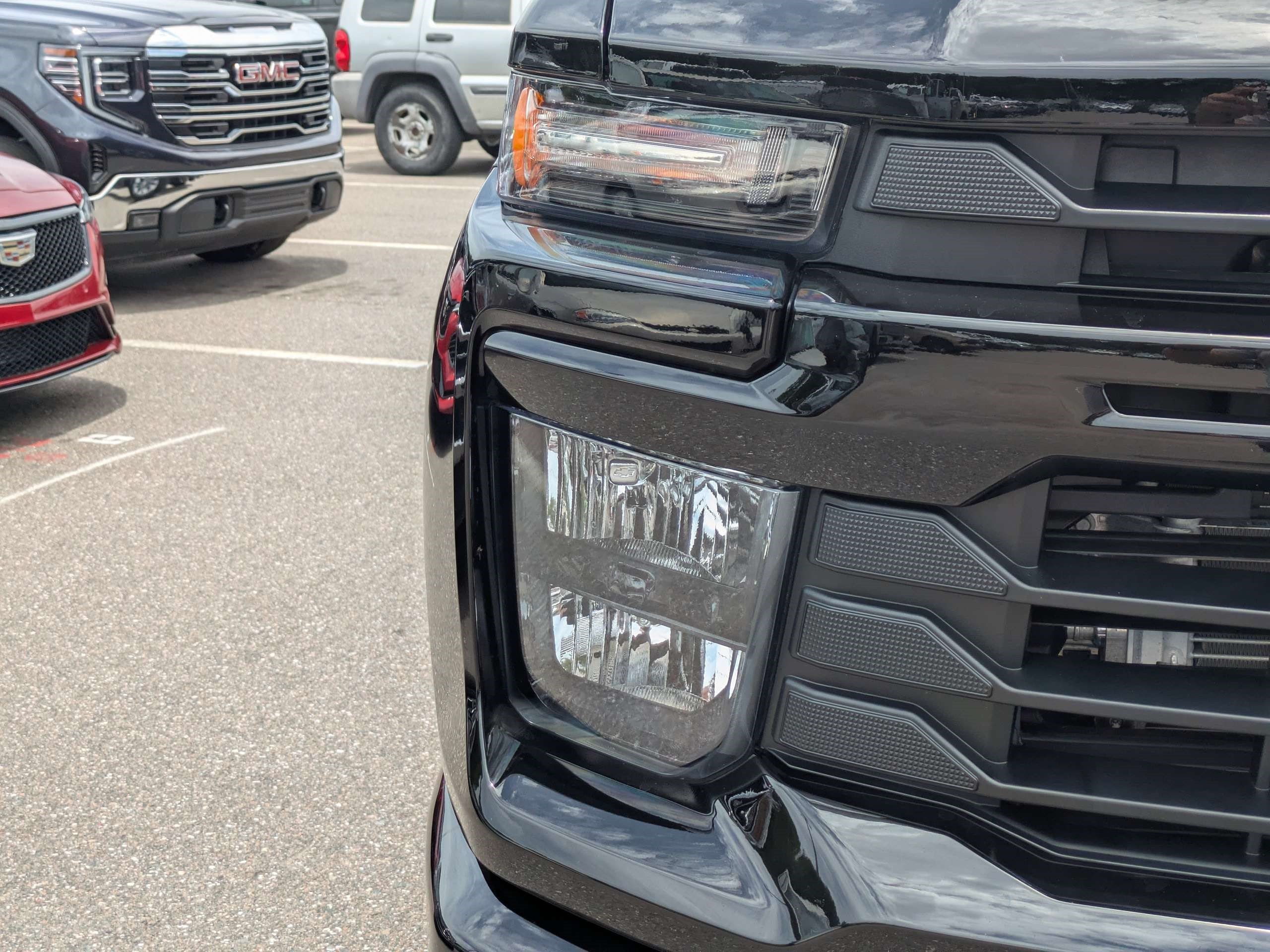 Used 2026 Chevrolet Silverado 2500 Custom w/ Custom Value Package AWD/4WD image 9