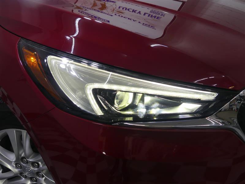 Used 2020 Buick Enclave Essence image 14