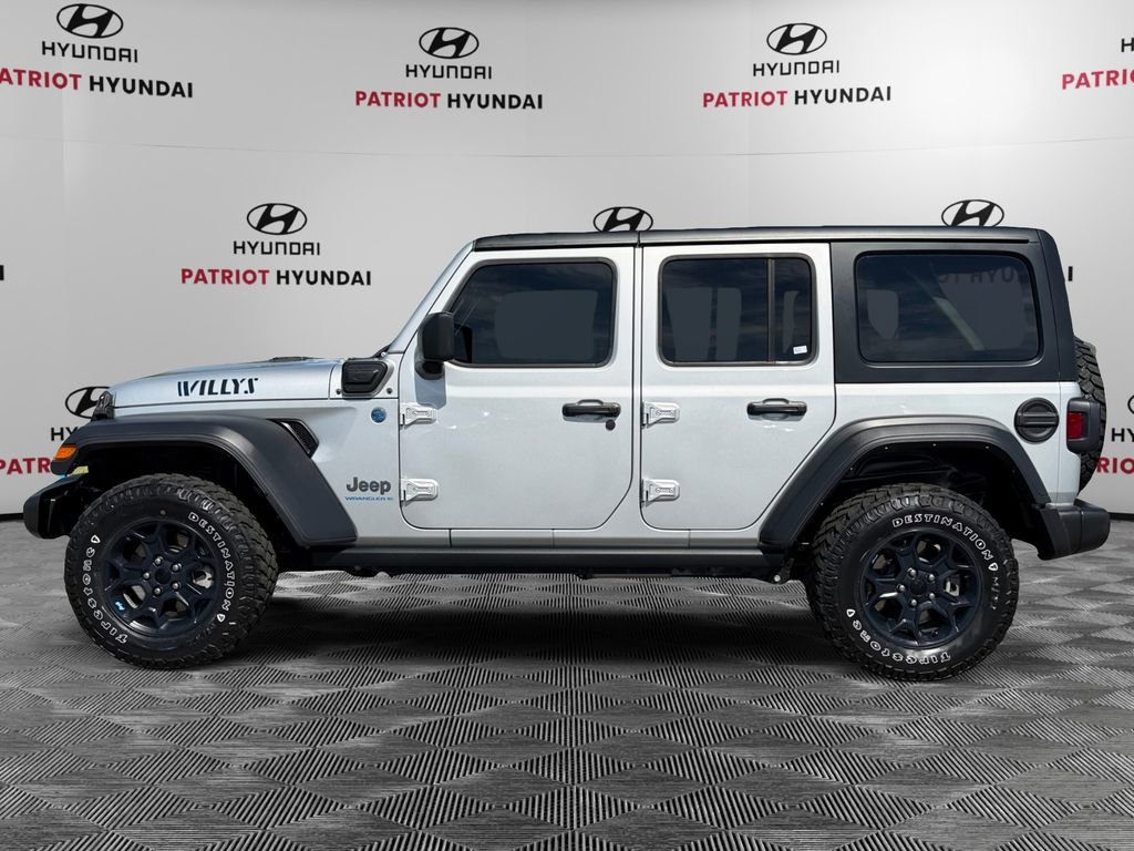 Used 2023 Jeep Wrangler Unlimited w/ Cold Weather Group AWD/4WD image 6
