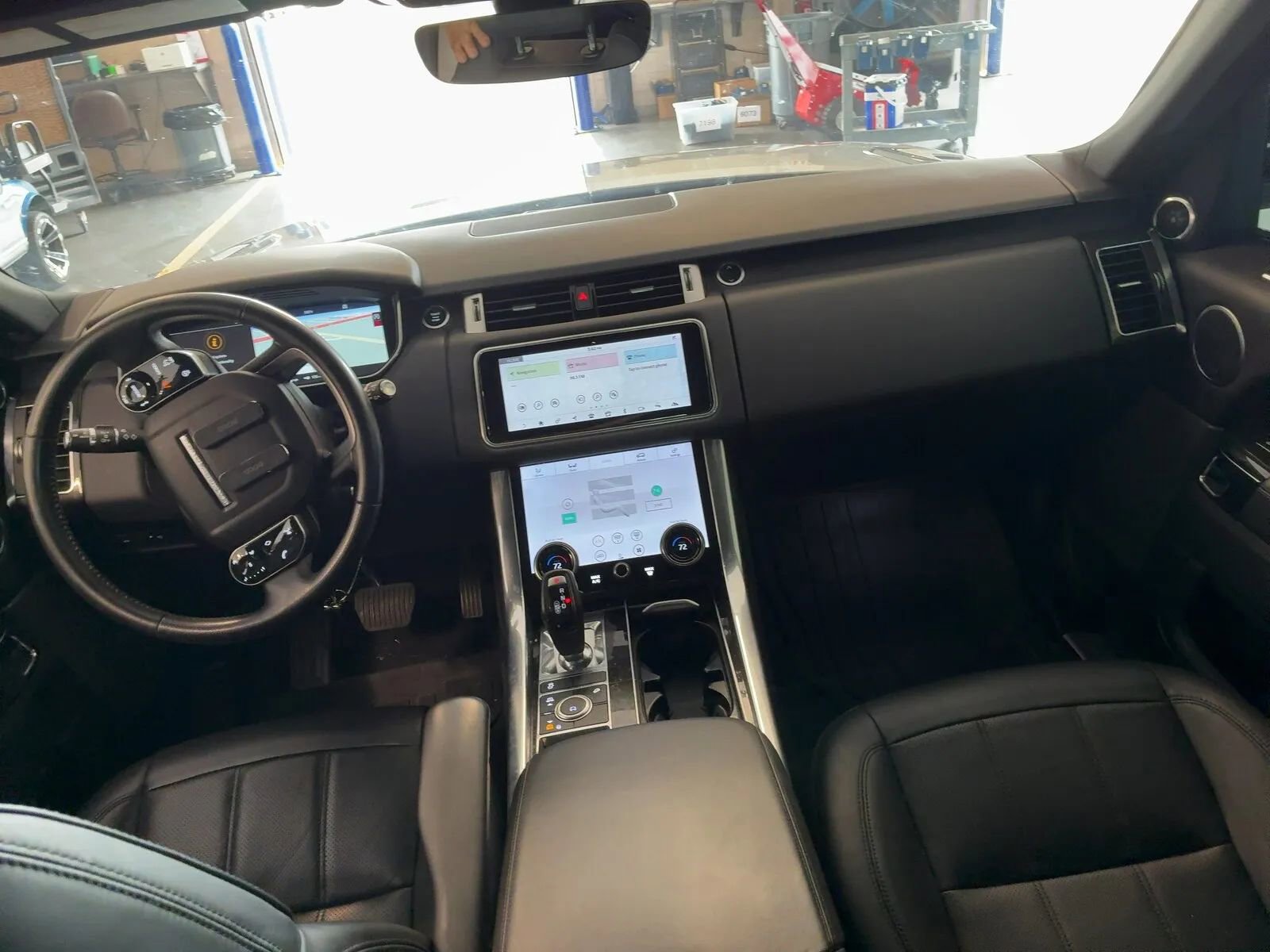 Used 2019 Land Rover Range Rover Sport HSE AWD/4WD image 7