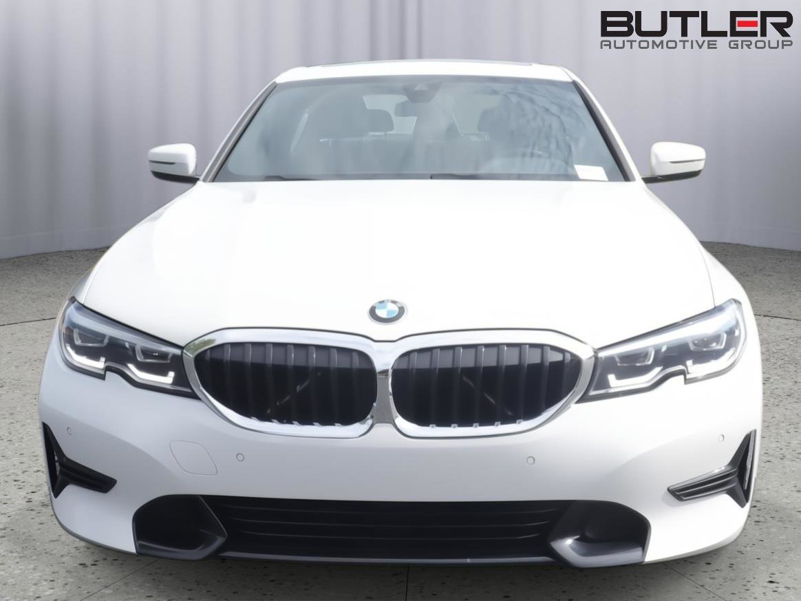 Used 2021 BMW 330e w/ Convenience Package RWD image 2