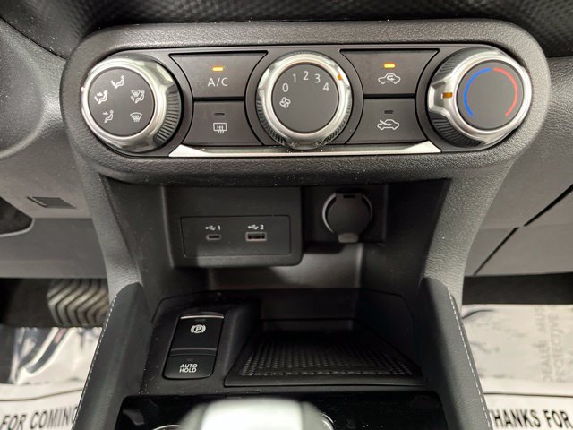 Used 2023 Nissan Kicks SV FWD image 28