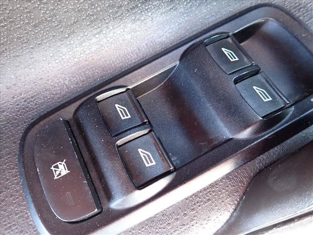 Used 2014 Ford Fiesta SE FWD image 11