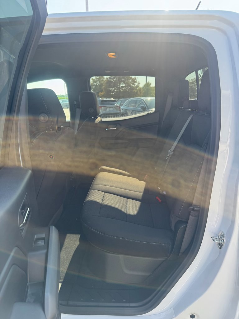 New 2026 GMC Canyon Elevation image 14