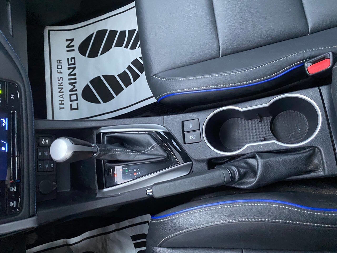 Used 2019 Toyota Corolla XSE image 22