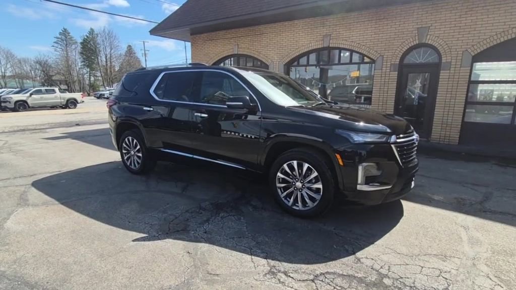 Used 2022 Chevrolet Traverse Premier w/ LPO, Floor Liner Package image 3