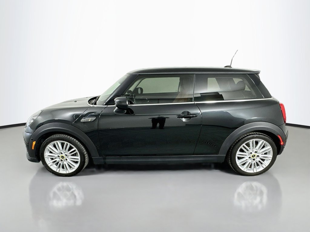 Used 2024 MINI Cooper SE FWD image 8