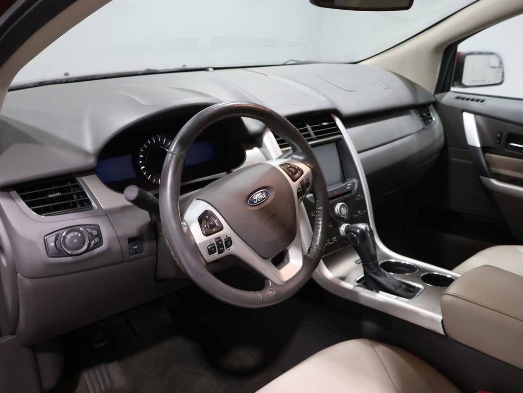 Used 2013 Ford Edge SEL image 15